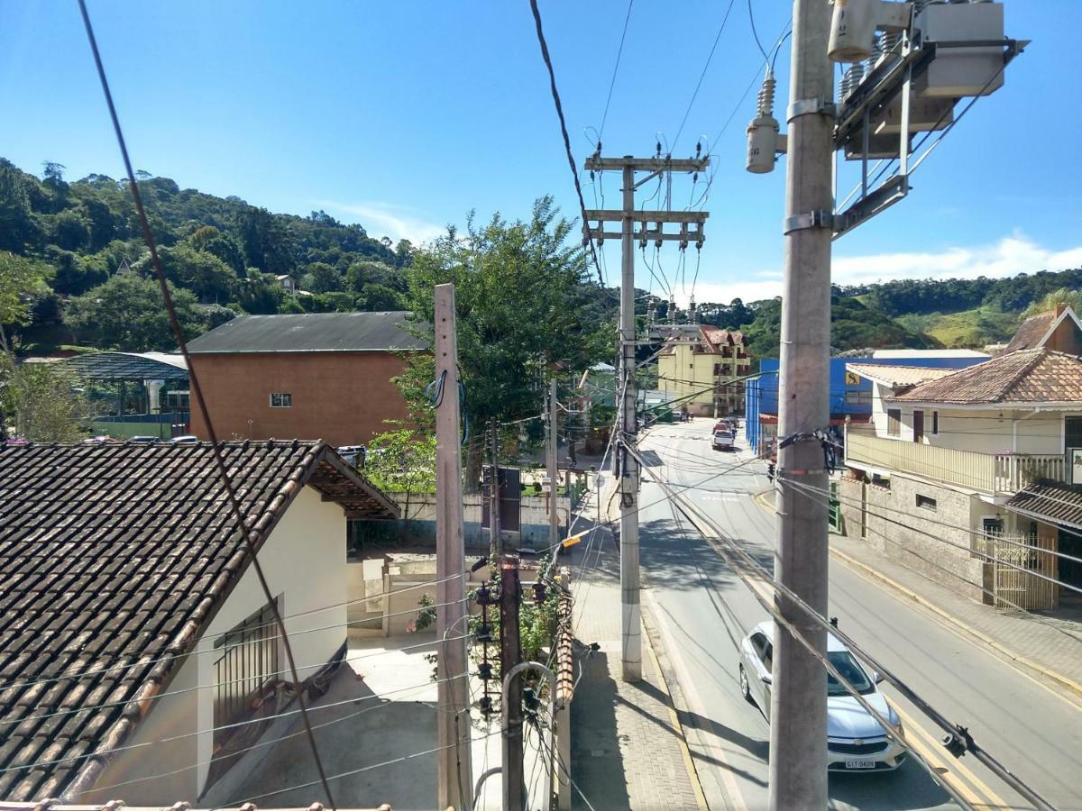 Pousada Rr Central Campos do Jordão Екстериор снимка